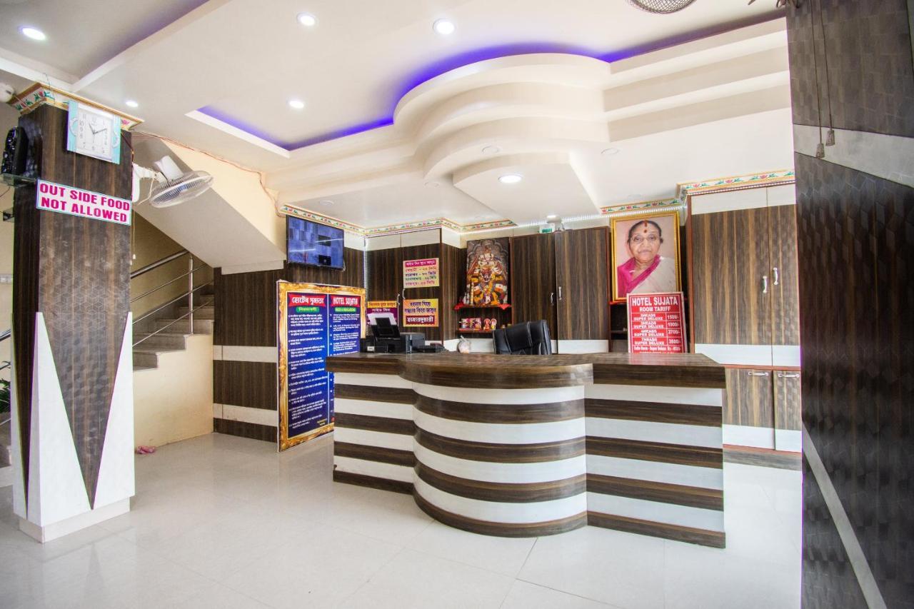 Capital O 67892 Hotel Sujata Tarapith Exterior foto