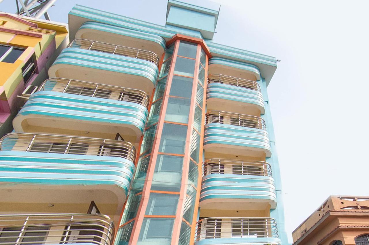 Capital O 67892 Hotel Sujata Tarapith Exterior foto