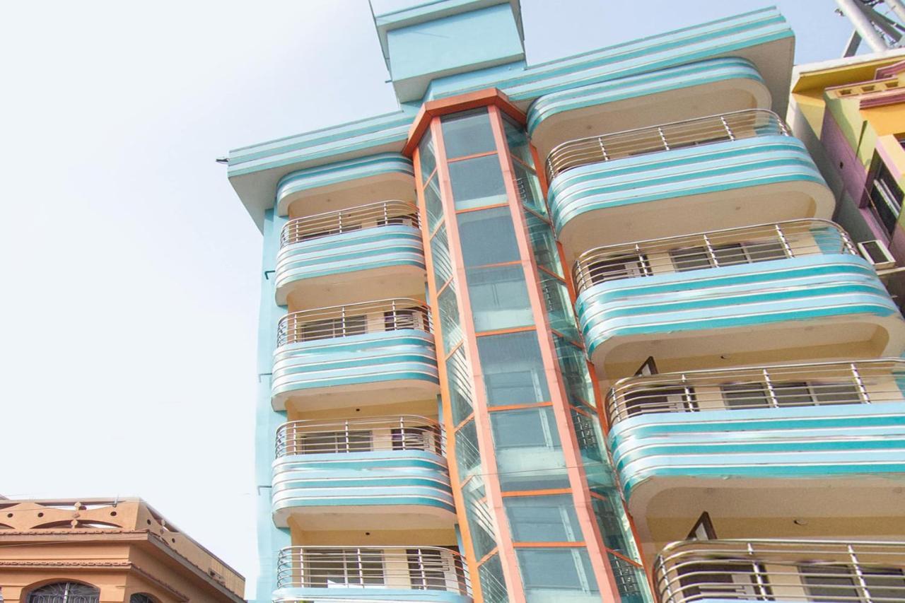 Capital O 67892 Hotel Sujata Tarapith Exterior foto