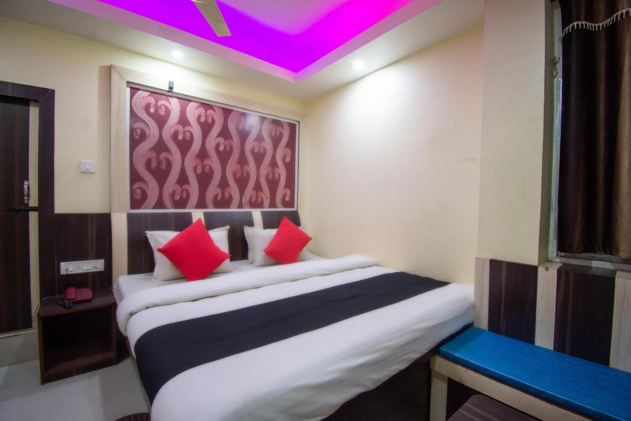 Capital O 67892 Hotel Sujata Tarapith Exterior foto